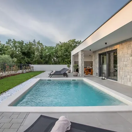 Linda By Rent Istria *